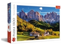 Trefl: Val di Funes Valley, Dolomites, Italy  (1500)